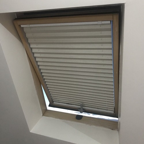 Skylight pleated blind fit - skylight,